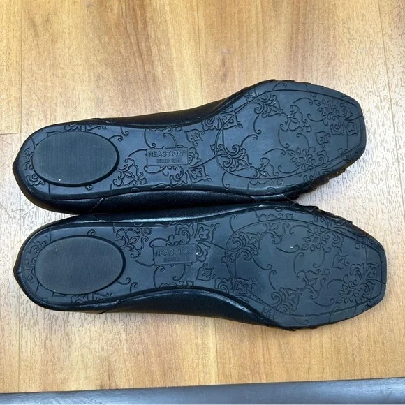 Reaction Kenneth Cole Women’s Elegant Black Loafers Size 7.5M - Picture 4 of 9